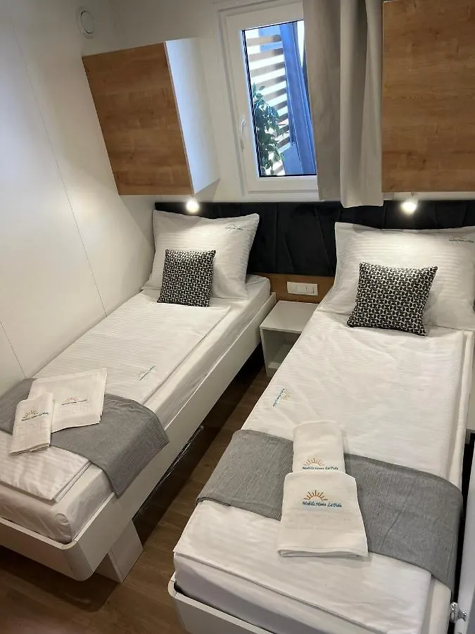 Mobile Home La Vida Biograd Na Moru