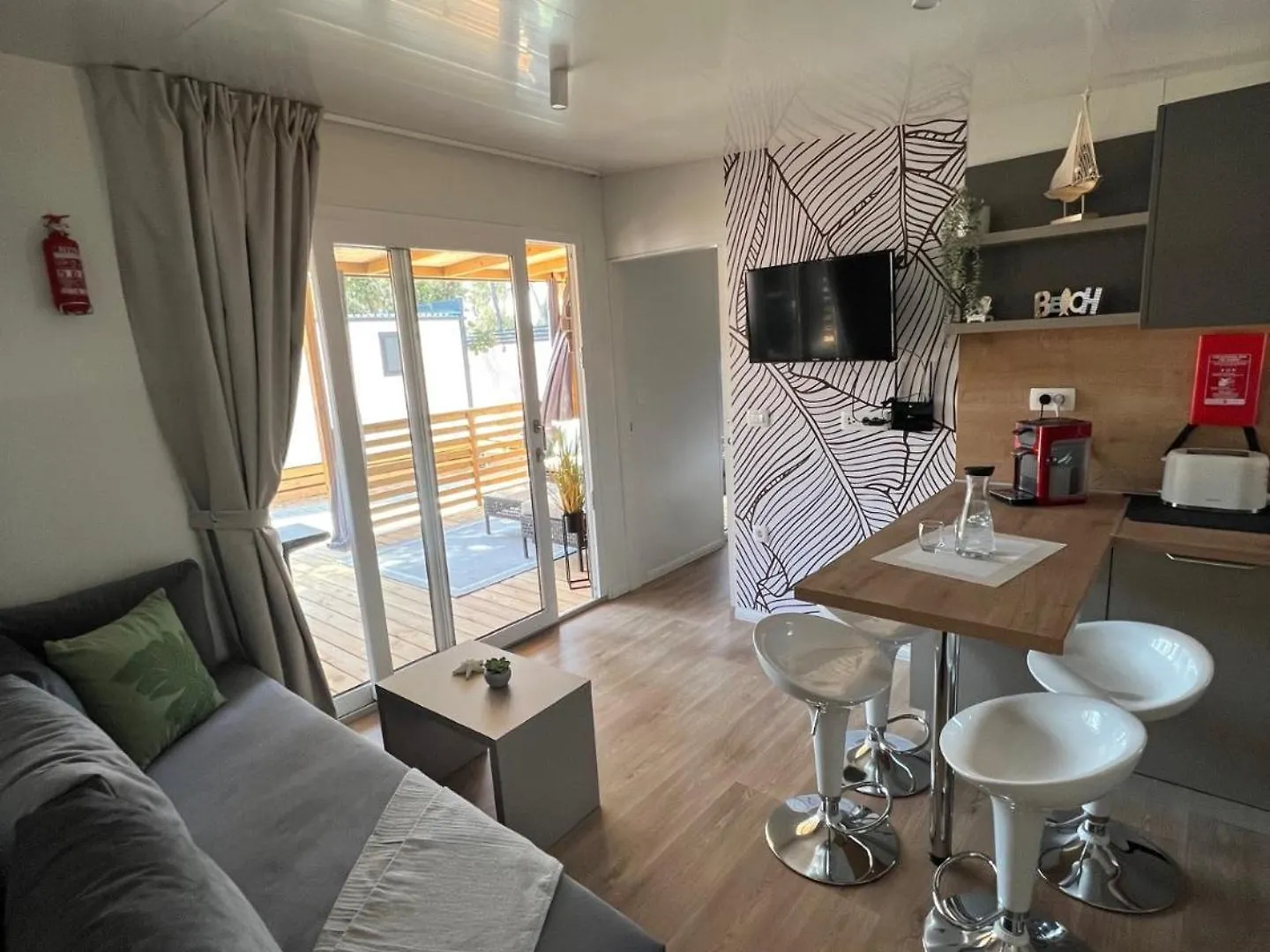 Mobile Home La Vida Biograd Na Moru Campsite